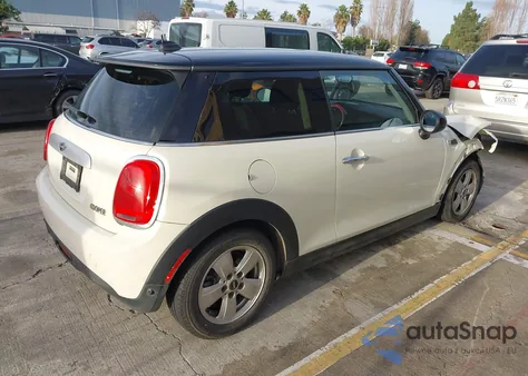 2014 Mini Hardtop Cooper z USA, uszkodzony, nr VIN WMWXM5C57ET933999